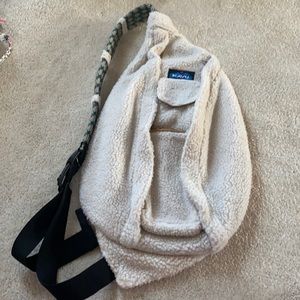 Kavu Lg Rope Bag in Fleece